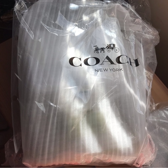 🥰 Coach Track Pack In Signature Canvas  Lime Khaki - Picture 10 of 11